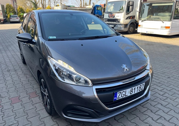 Peugeot 208 cena 32500 przebieg: 124488, rok produkcji 2018 z Goleniów małe 106